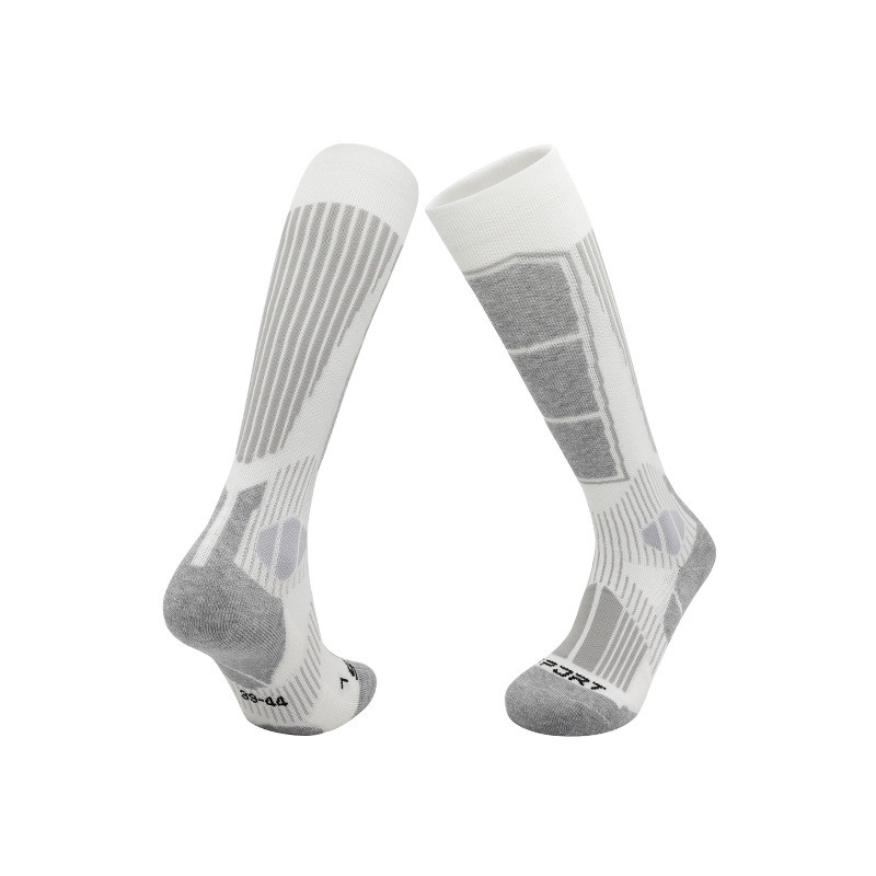 Thickening Of Professional Ski Socks In Winter
